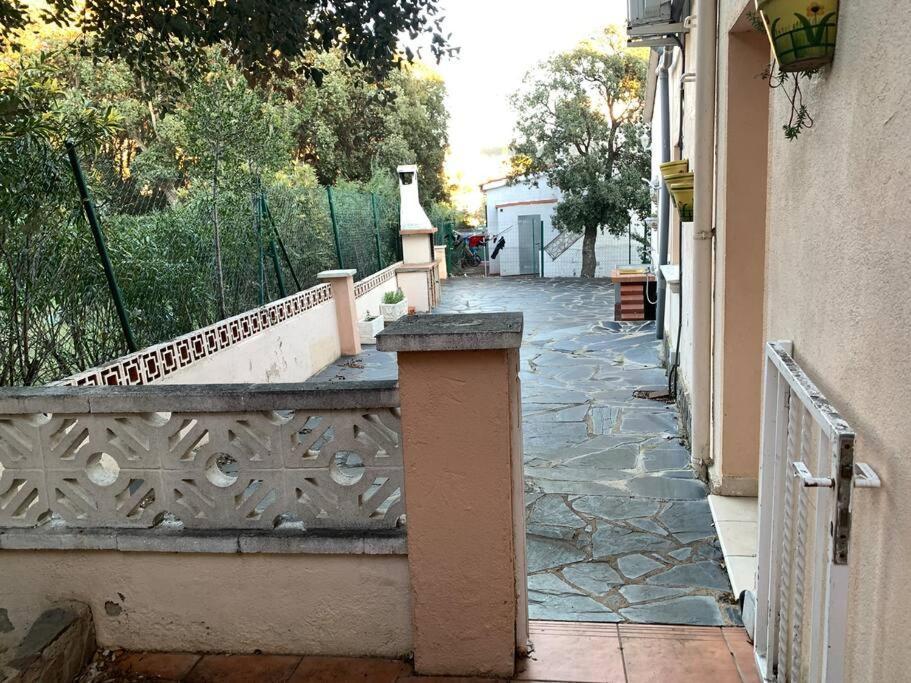 רוזס Villa Leo Con Vistas Al Mar Y Piscina Privada מראה חיצוני תמונה